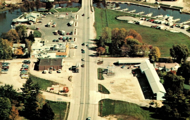 Lutzs Truck Stop and Motel - Vintage Postcard